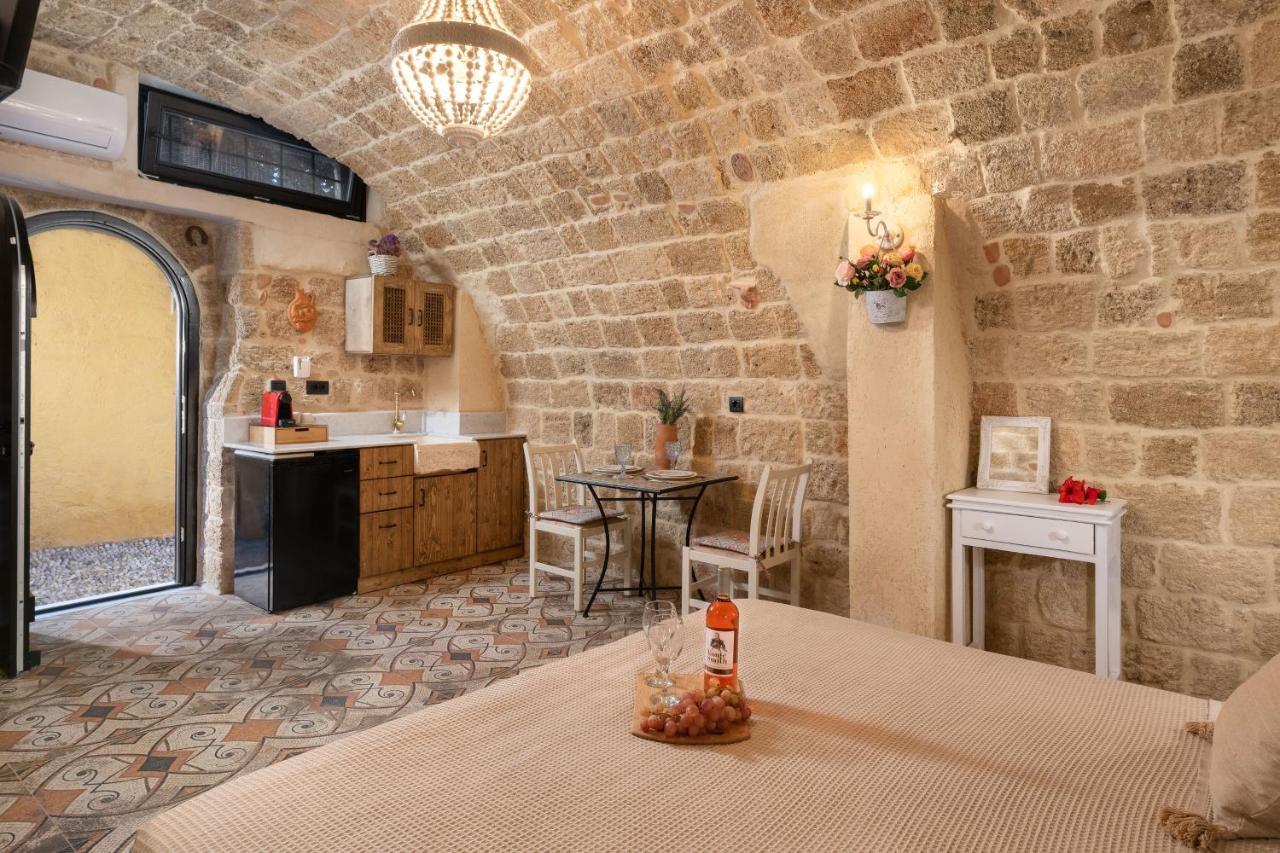 Stone Cave Suite Rhodes City Ngoại thất bức ảnh