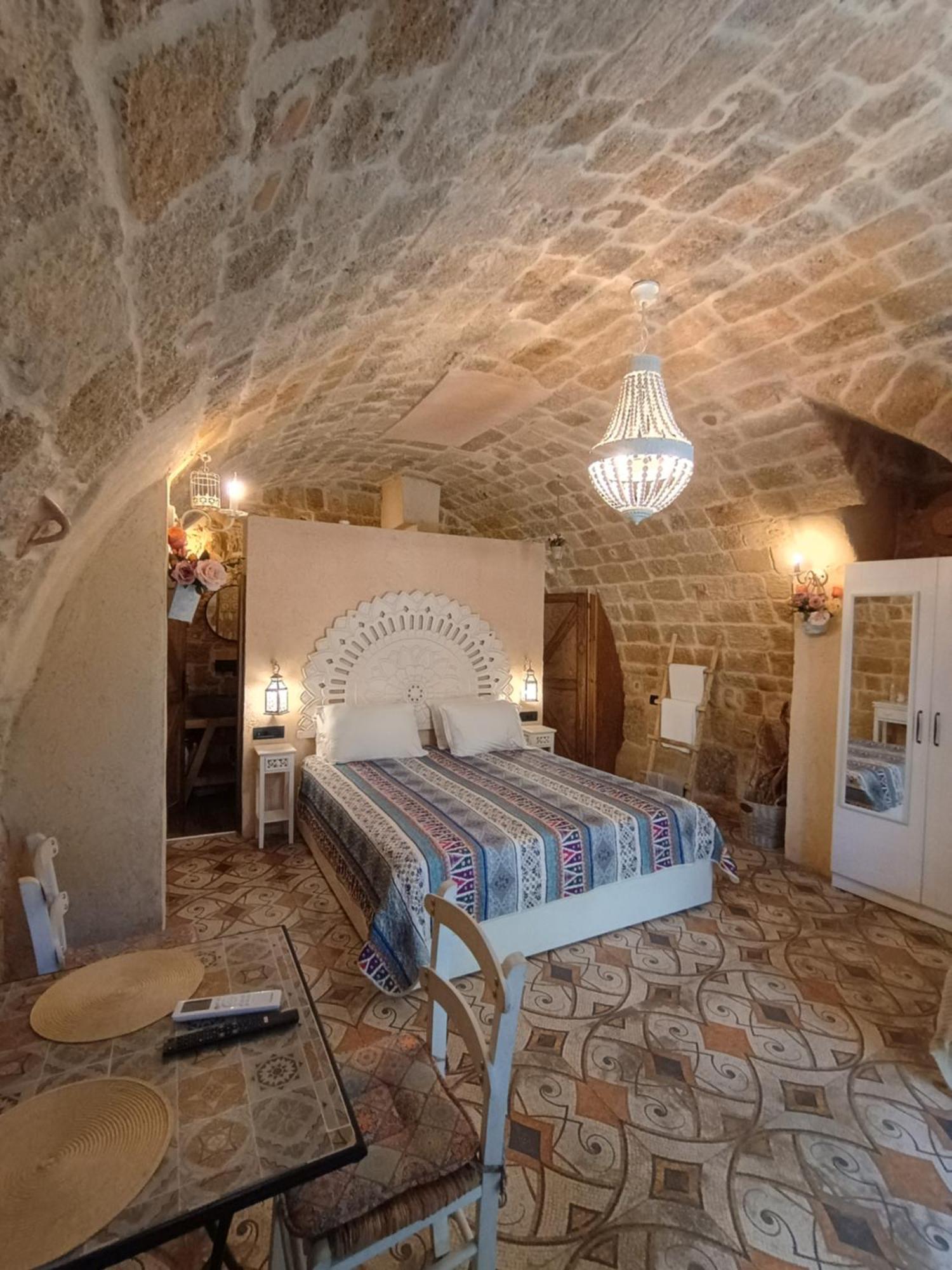 Stone Cave Suite Rhodes City Ngoại thất bức ảnh